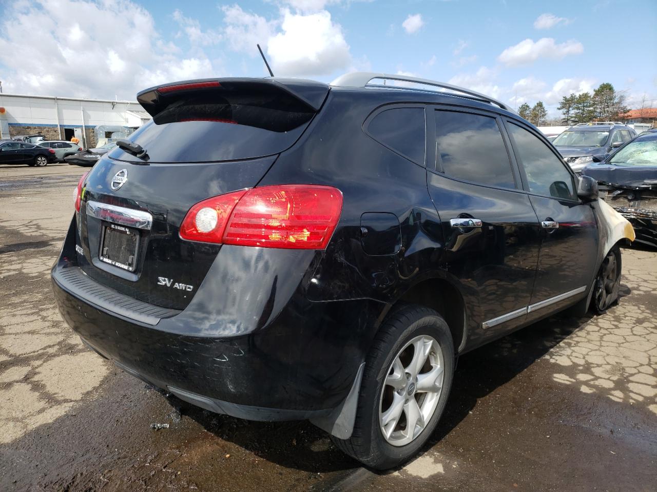 Photo 4 from auction – 2011 NISSAN ROGUE S with VIN JN8AS5MV8BW252584