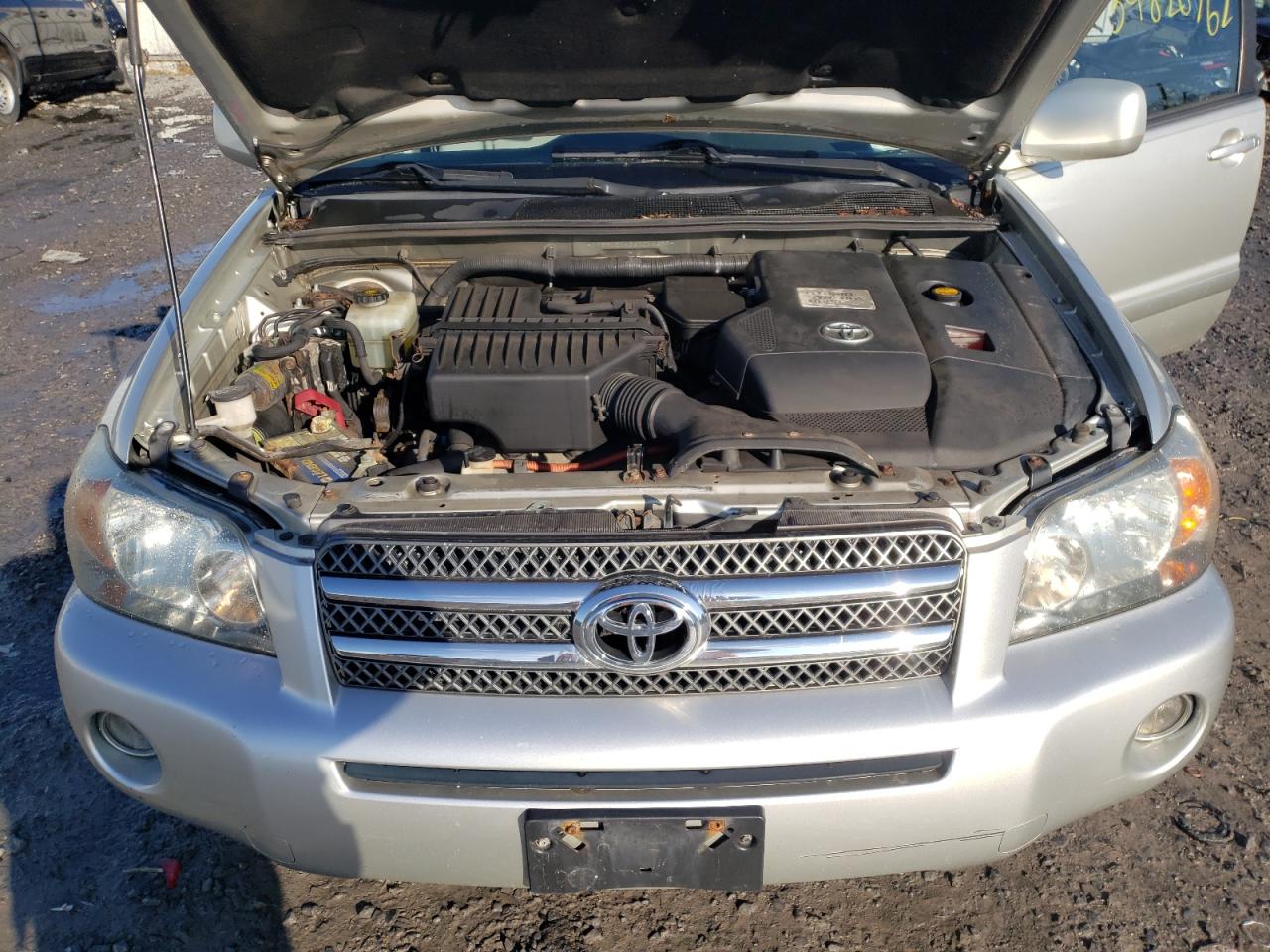 Photo 7 from auction – 2006 TOYOTA HIGHLANDER with VIN JTEEW21A060014699