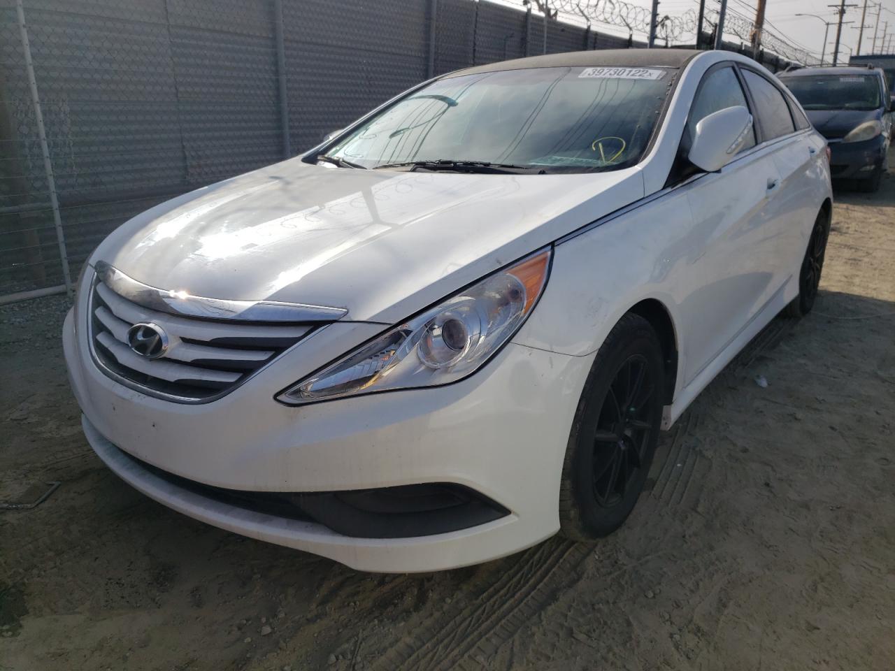 Photo 2 from auction – 2014 HYUNDAI SONATA GLS with VIN 5NPEB4AC0EH920477