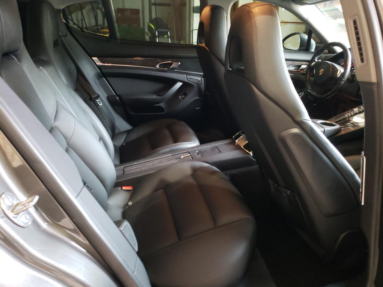 Photo 6 from auction – 2013 PORSCHE PANAMERA 2 with VIN WP0AA2A7XDL010743