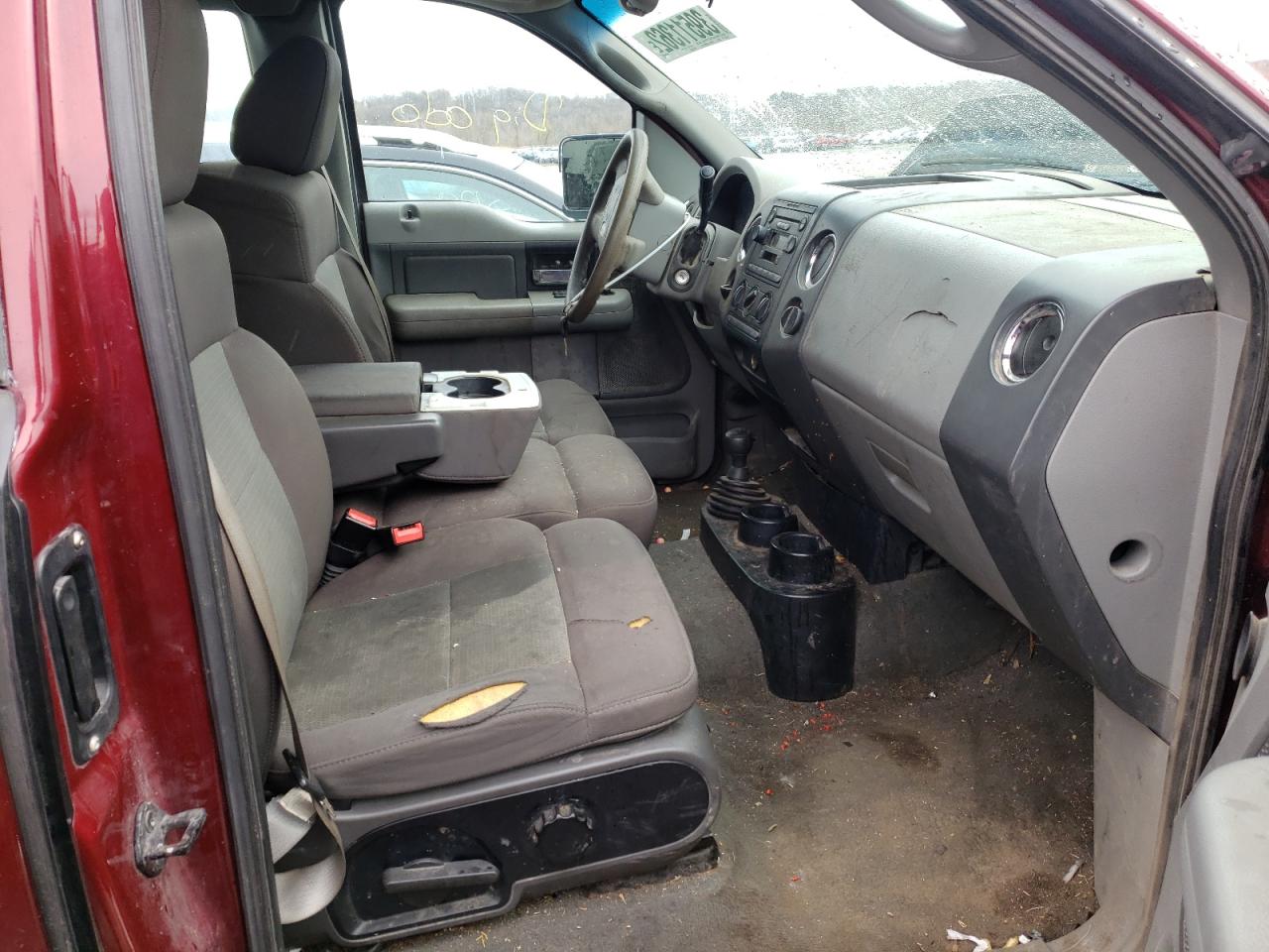Photo 5 from auction – 2005 FORD F150 with VIN 1FTRF14575NA26168