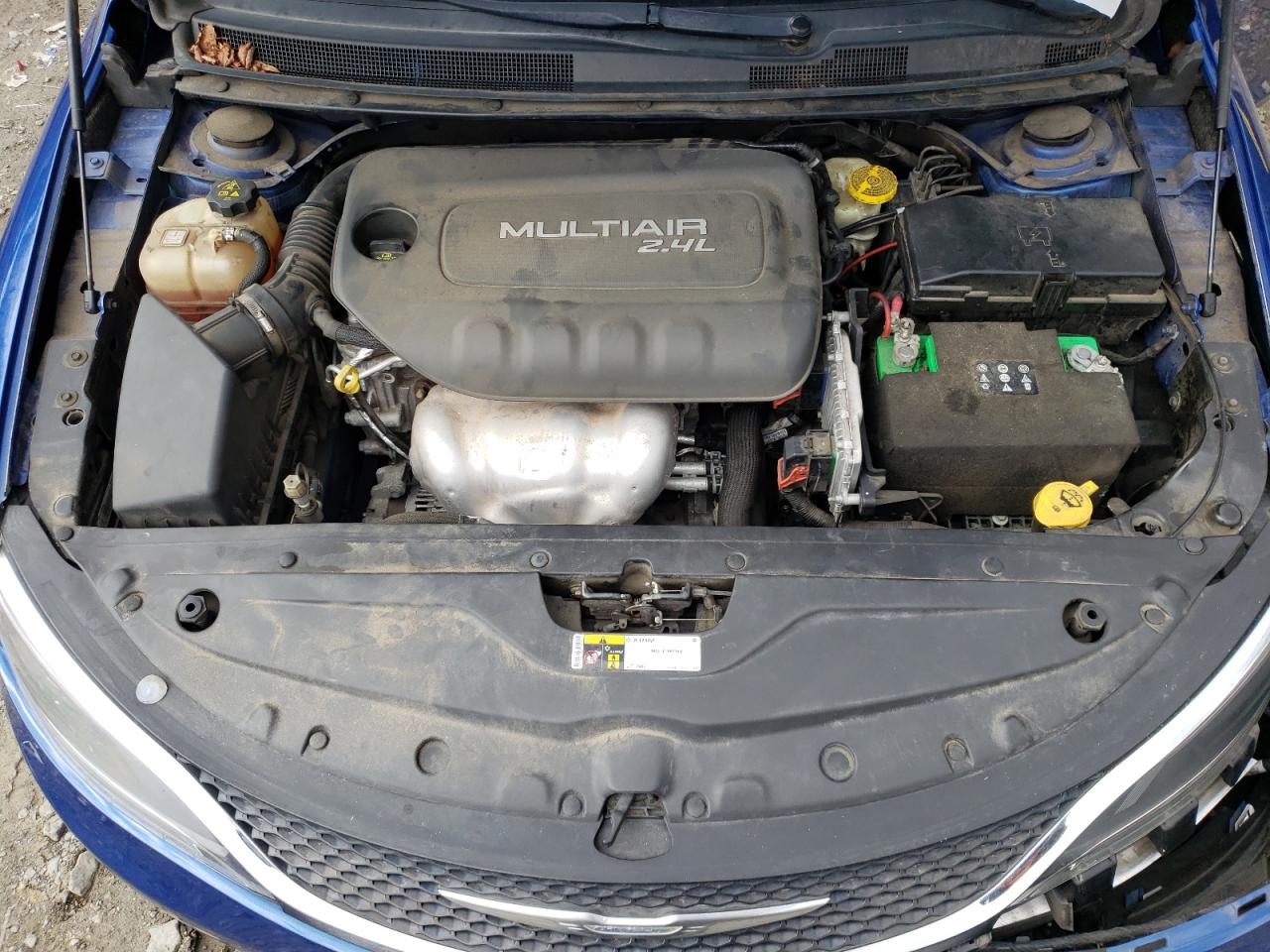 Photo 7 from auction – 2015 CHRYSLER 200 LIMITE with VIN 1C3CCCAB5FN694609