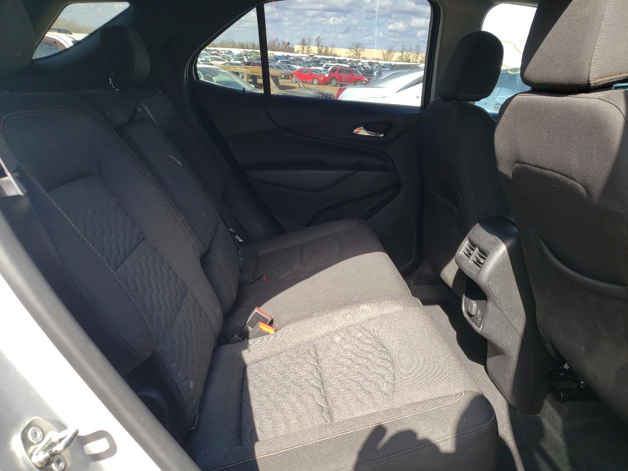 Photo 6 from auction – 2018 CHEVROLET EQUINOX LT with VIN 2GNAXSEV5J6307972