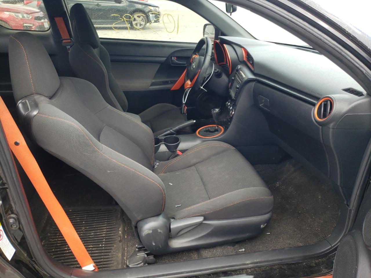 Photo 5 from auction – 2015 TOYOTA SCION TC with VIN JTKJF5C76FJ007684