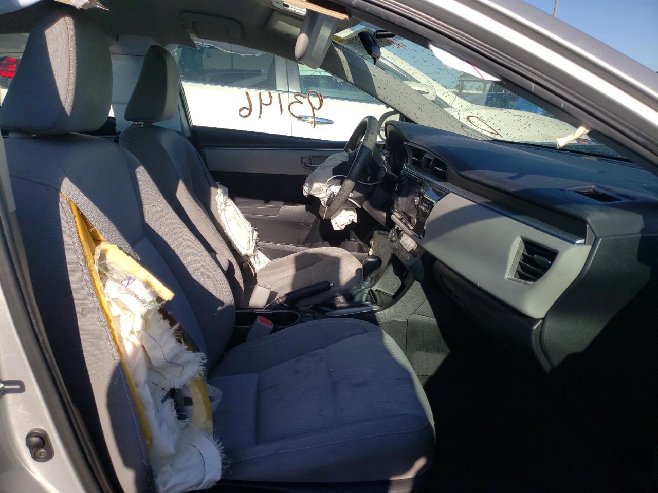 Photo 5 from auction – 2016 TOYOTA COROLLA L with VIN 5YFBURHE7GP445806