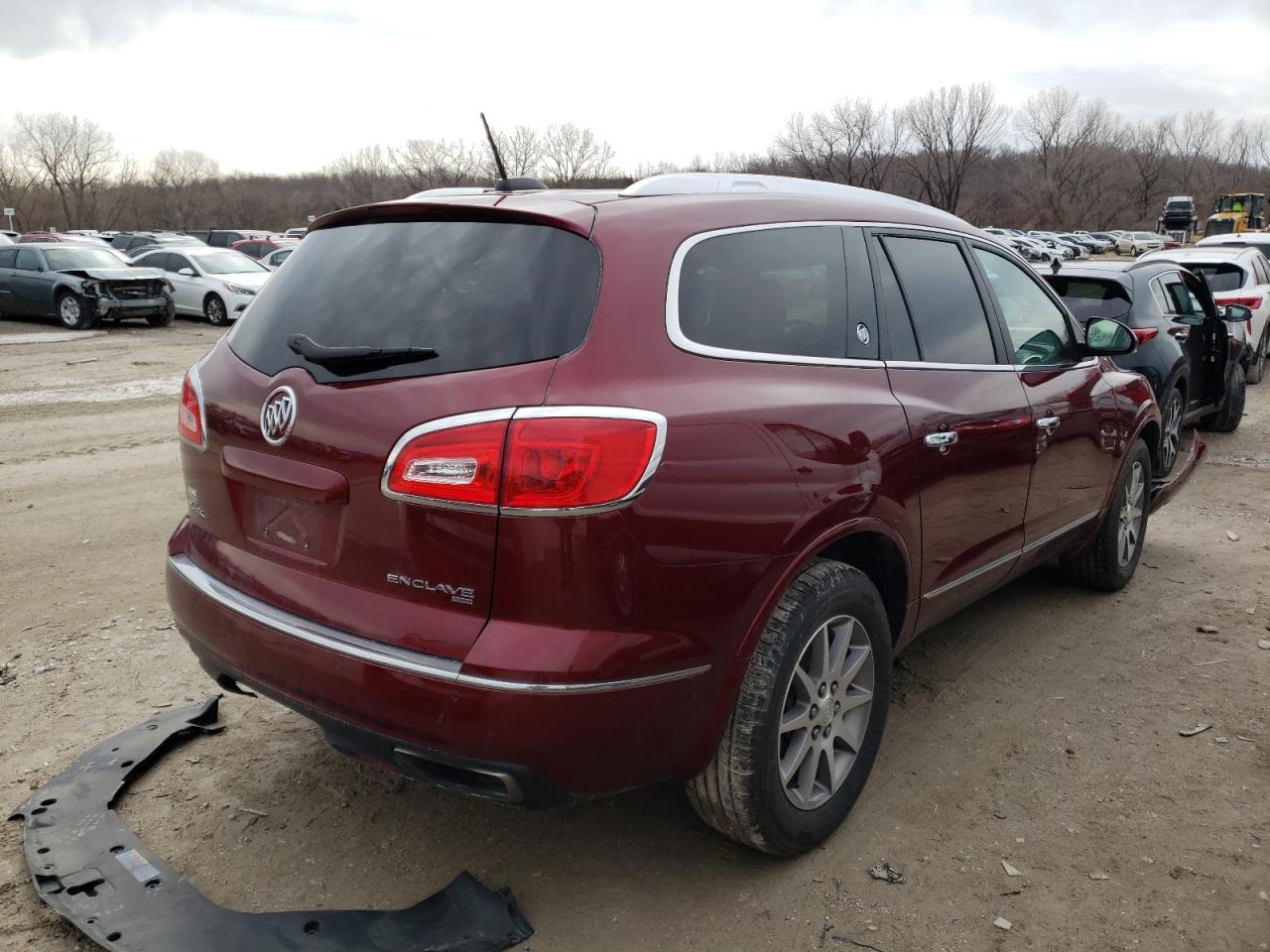 Photo 4 from auction – 2016 BUICK ENCLAVE with VIN 5GAKVBKD4GJ300863