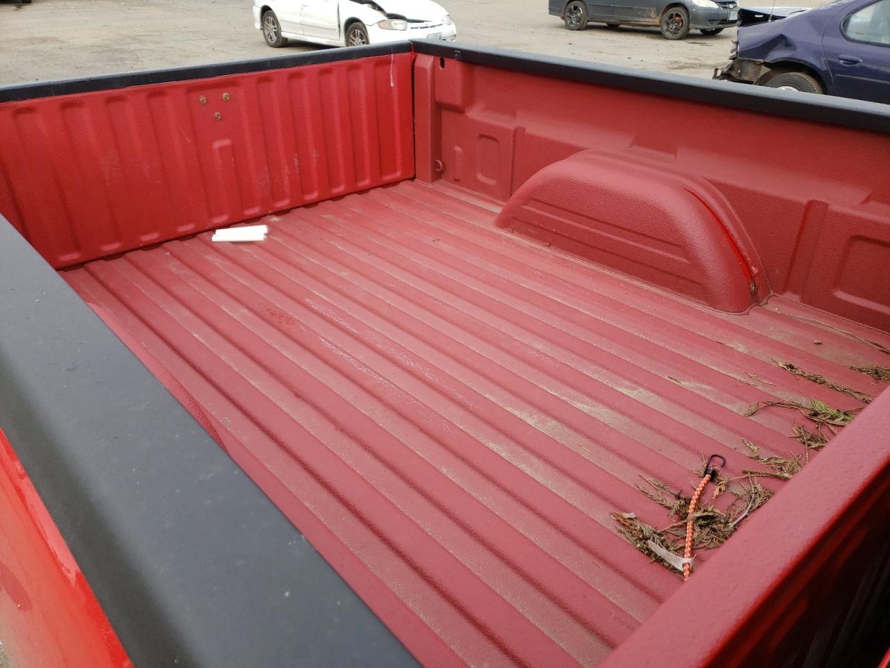 Photo 6 from auction – 2000 CHEVROLET SILVERADO with VIN 1GCEC14W9YZ167594