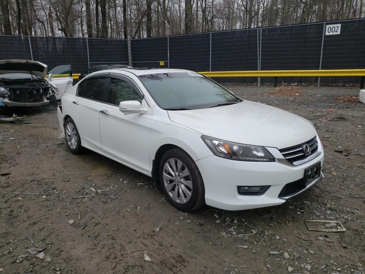 HONDA ACCORD EX 2014 with VIN 1HGCR2F71EA195581 - Photo from auction