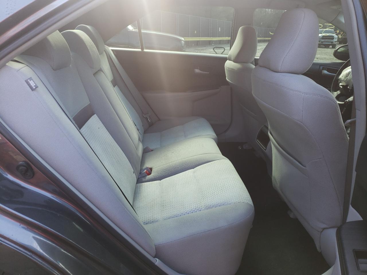 Photo 6 from auction – 2014 TOYOTA CAMRY L with VIN 4T4BF1FK1ER381798
