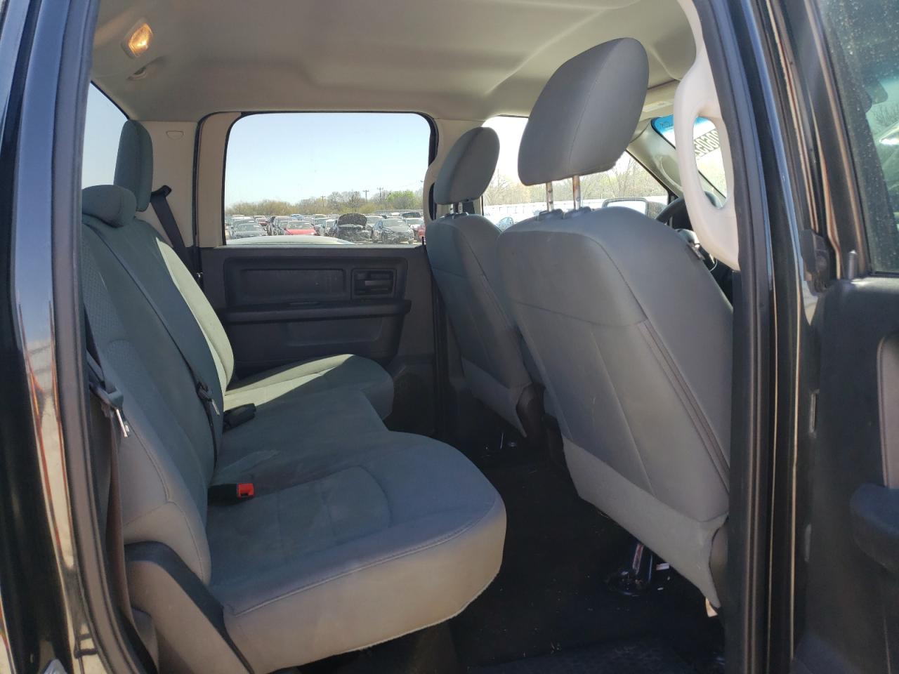 Photo 6 from auction – 2015 RAM 1500 ST with VIN 1C6RR7KT6FS660576