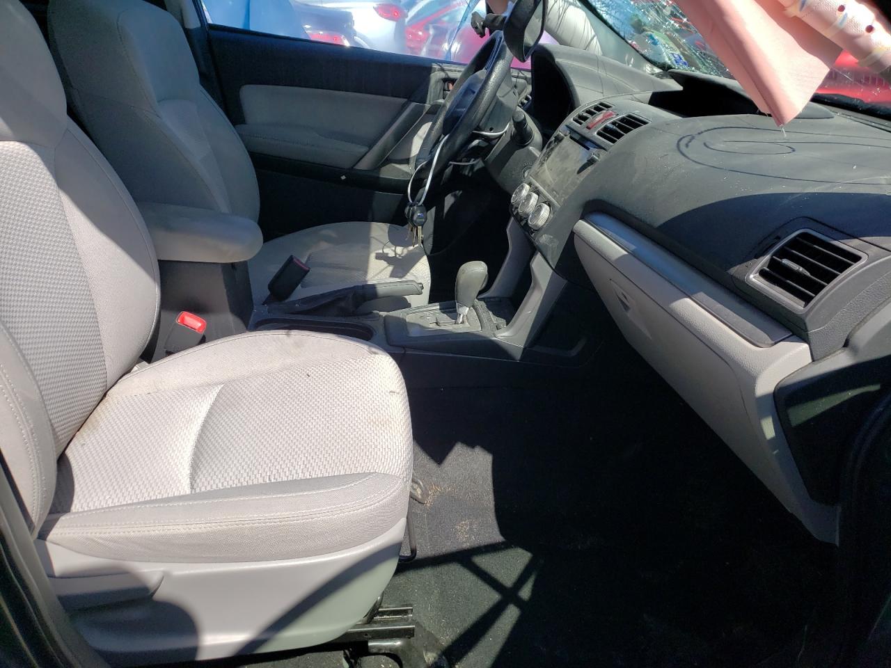Photo 5 from auction – 2016 SUBARU FORESTER 2 with VIN JF2SJADC3GH547115