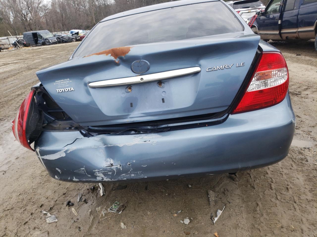 Photo 9 from auction – 2004 TOYOTA CAMRY LE with VIN 4T1BE32K64U886121