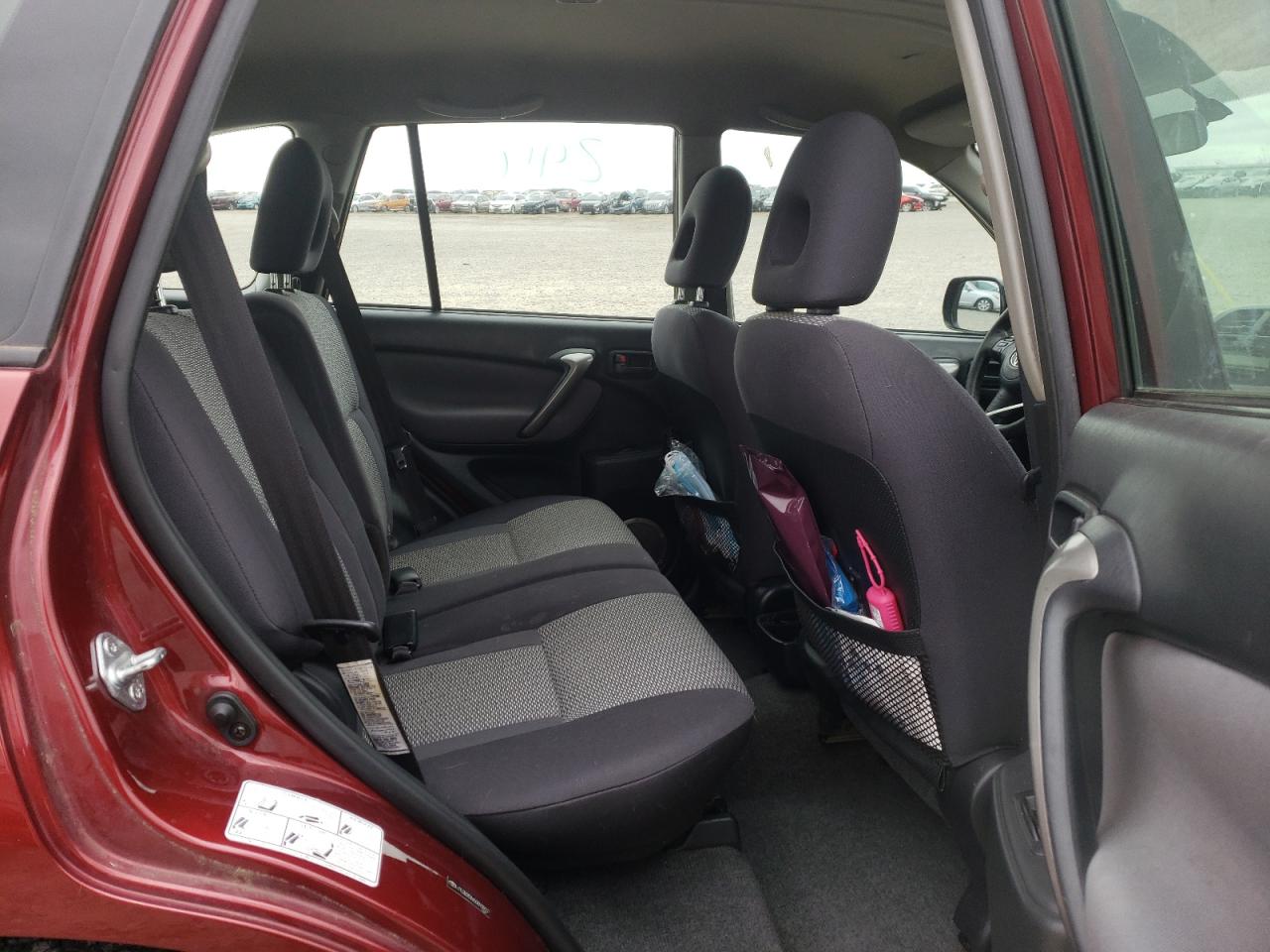 Photo 6 from auction – 2005 TOYOTA RAV4 with VIN JTEGD20V650093927