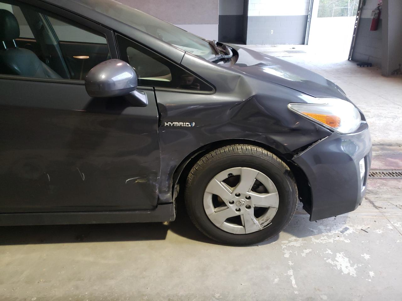 Photo 9 from auction – 2011 TOYOTA PRIUS with VIN JTDKN3DU2B0246673
