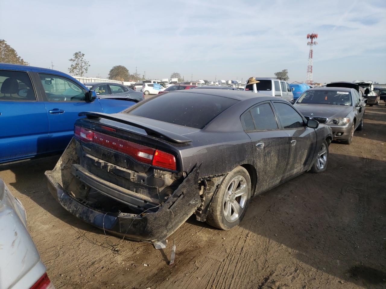 Photo 4 from auction – 2013 DODGE CHARGER SE with VIN 2C3CDXBG0DH729609