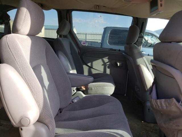 Photo 6 from auction – 2004 CHRYSLER TOWN & COU with VIN 2C4GP44R94R547306