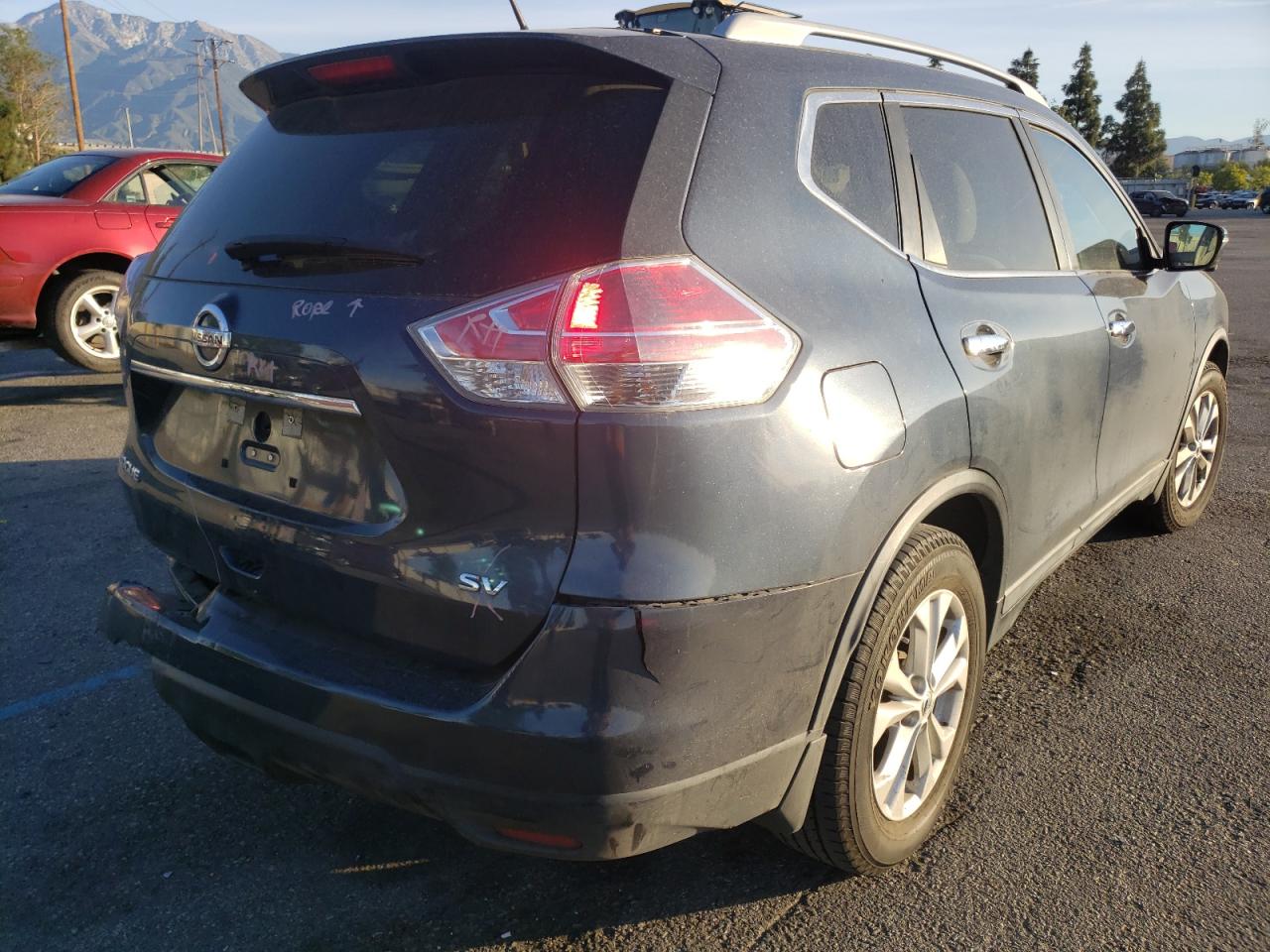 Photo 4 from auction – 2015 NISSAN ROGUE S with VIN 5N1AT2ML2FC759540