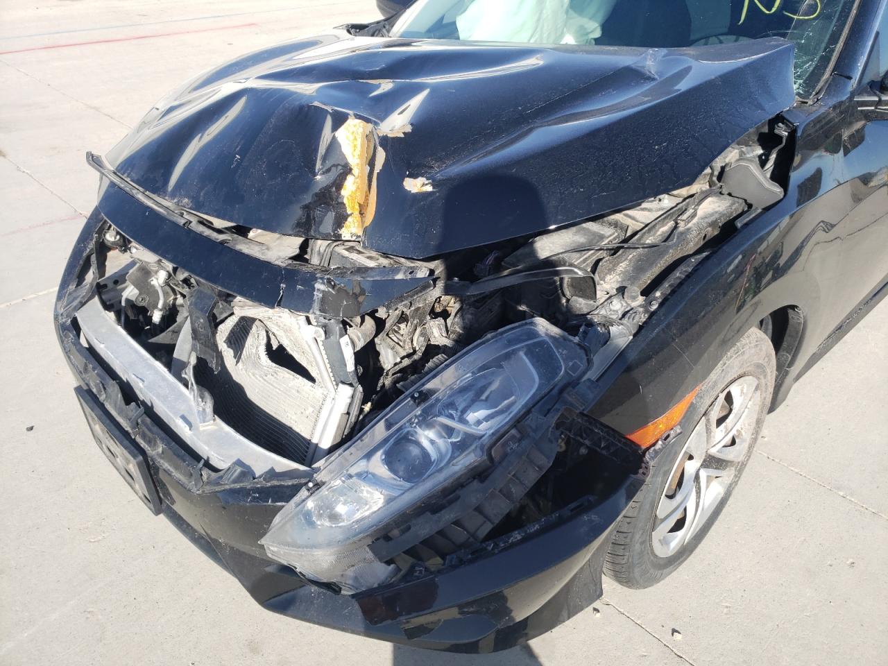 Photo 9 from auction – 2016 HONDA CIVIC LX with VIN 19XFC2F55GE021914