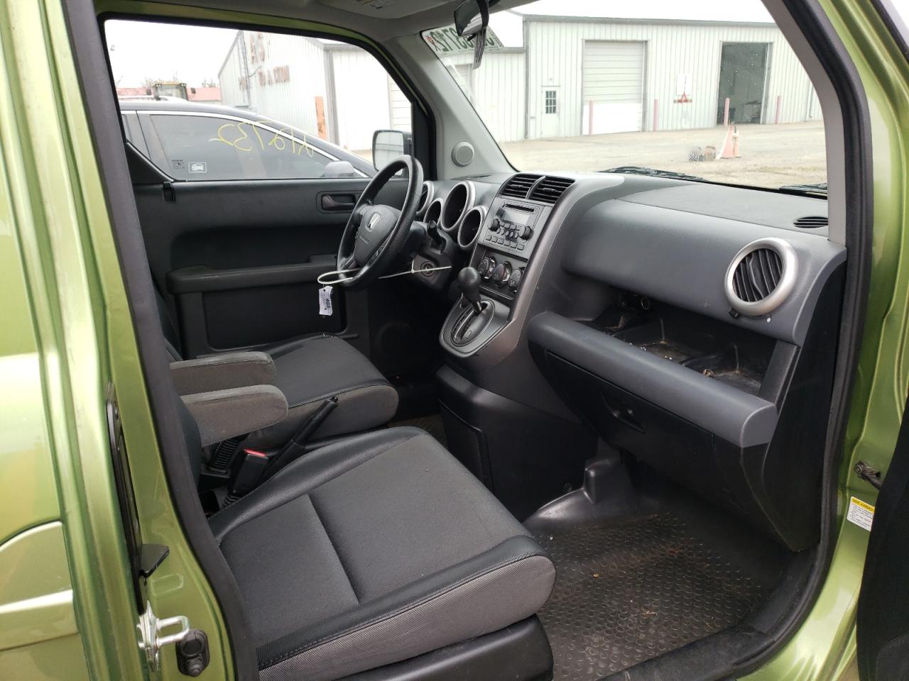 Photo 5 from auction – 2006 HONDA ELEMENT EX with VIN 5J6YH18786L007315