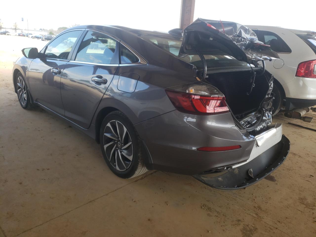Photo 3 from auction – 2019 HONDA INSIGHT TO with VIN 19XZE4F91KE006972