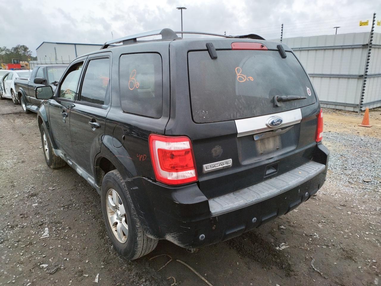 Photo 3 from auction – 2010 FORD ESCAPE LIM with VIN 1FMCU0E71AKB40616