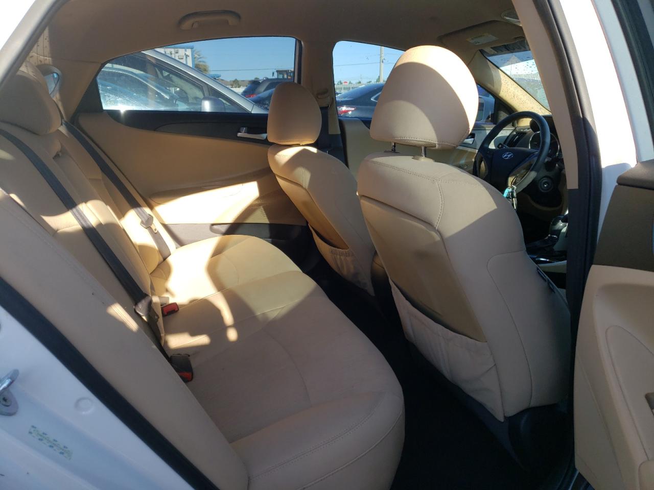 Photo 6 from auction – 2011 HYUNDAI SONATA GLS with VIN 5NPEB4ACXBH109331