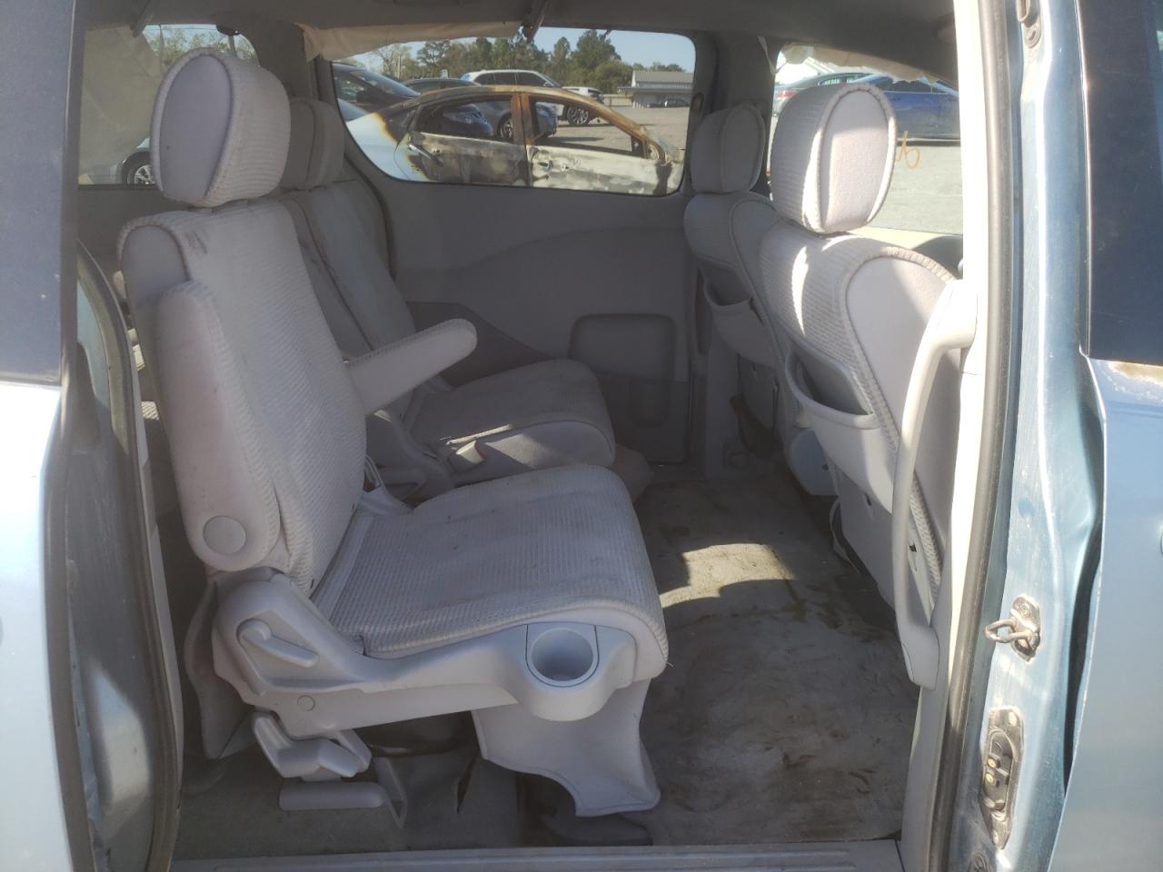 Photo 6 from auction – 2004 NISSAN QUEST S with VIN 5N1BV28U54N356624
