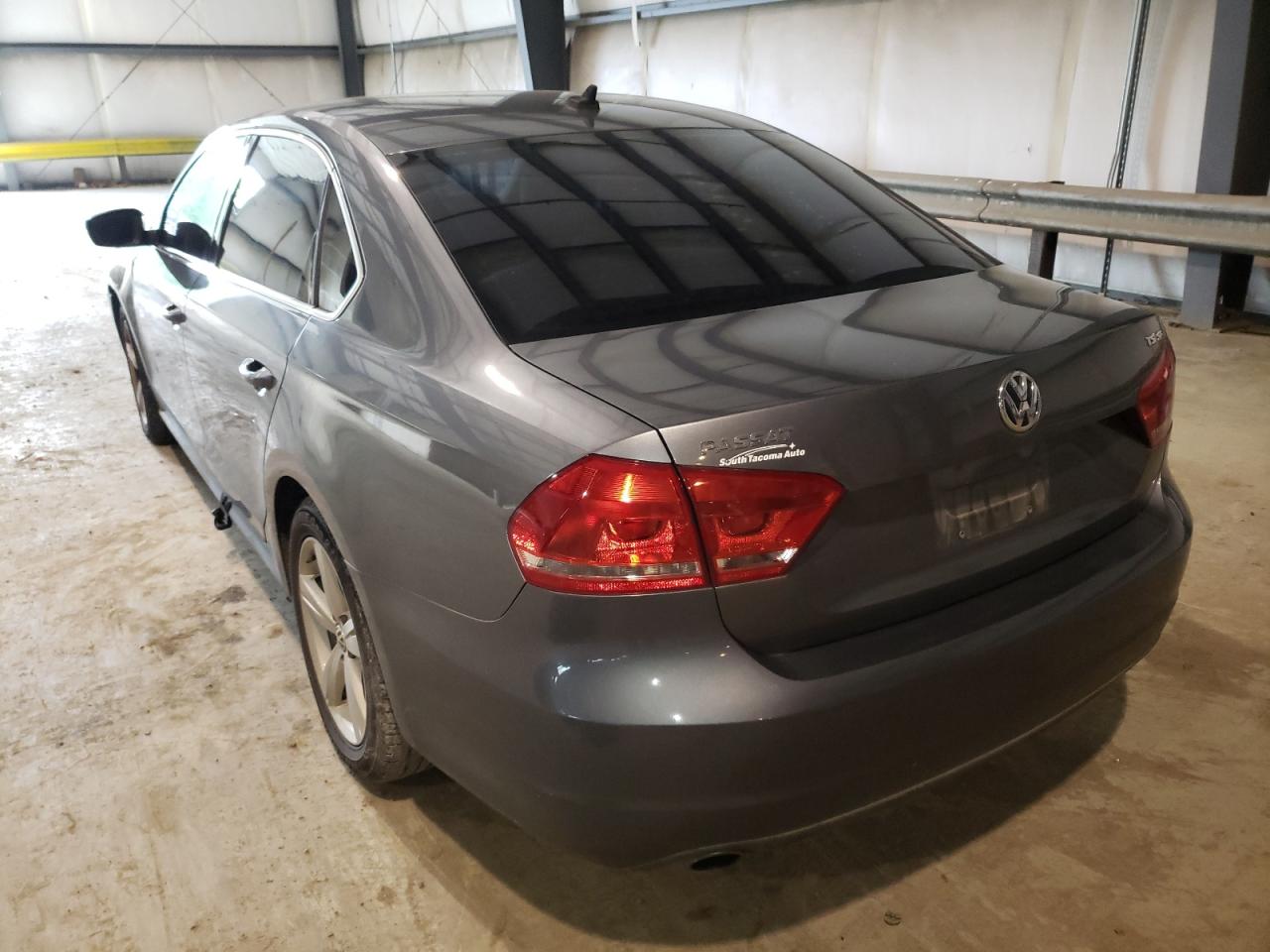 Photo 3 from auction – 2014 VOLKSWAGEN PASSAT SE with VIN 1VWBT7A35EC063440