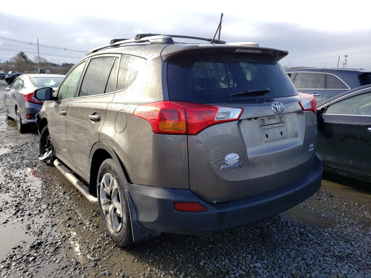 Photo 3 from auction – 2014 TOYOTA RAV4 LE with VIN JTMBFREV8ED057823