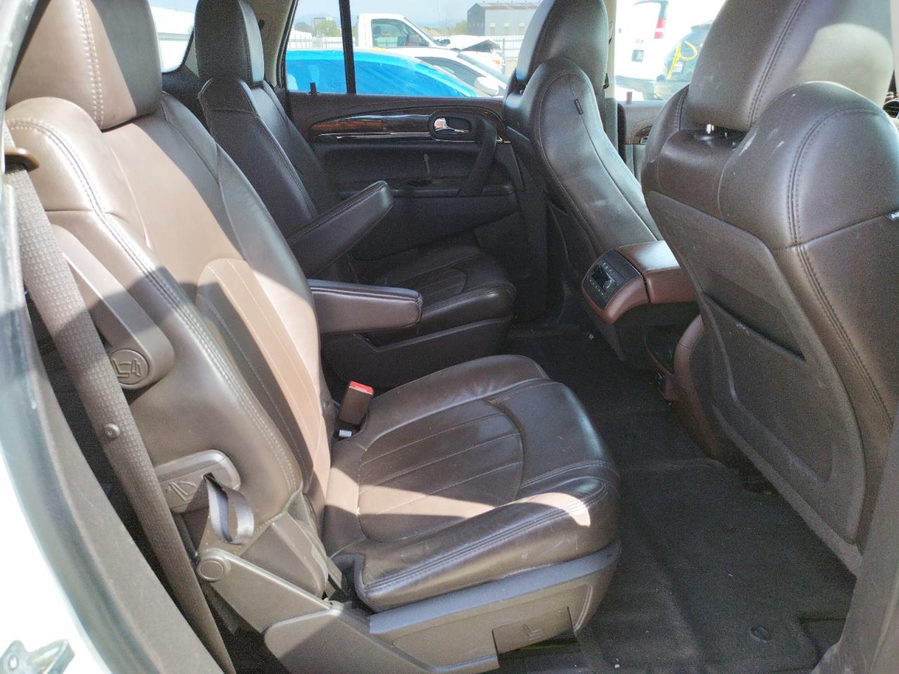 Photo 6 from auction – 2014 BUICK ENCLAVE with VIN 5GAKVCKD6EJ364258