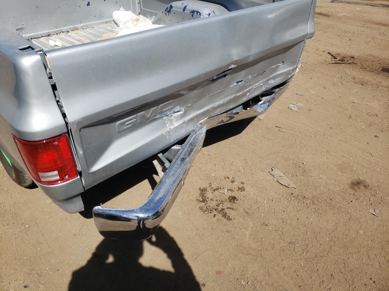 Photo 10 from auction – 1985 GMC C1500 with VIN 1GTDC14H4FS509181