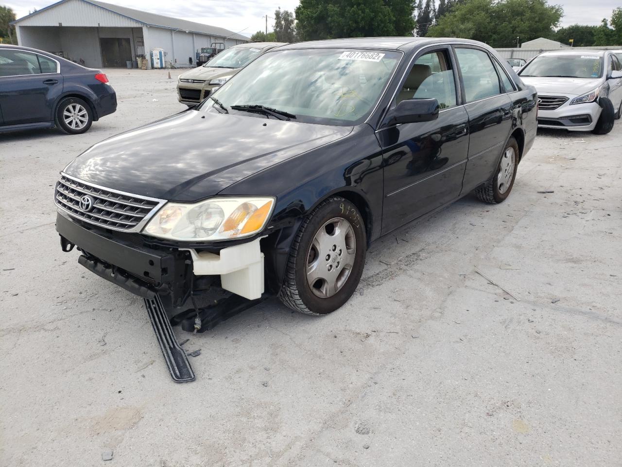 Photo 2 from auction – 2004 TOYOTA AVALON XL with VIN 4T1BF28B44U351965