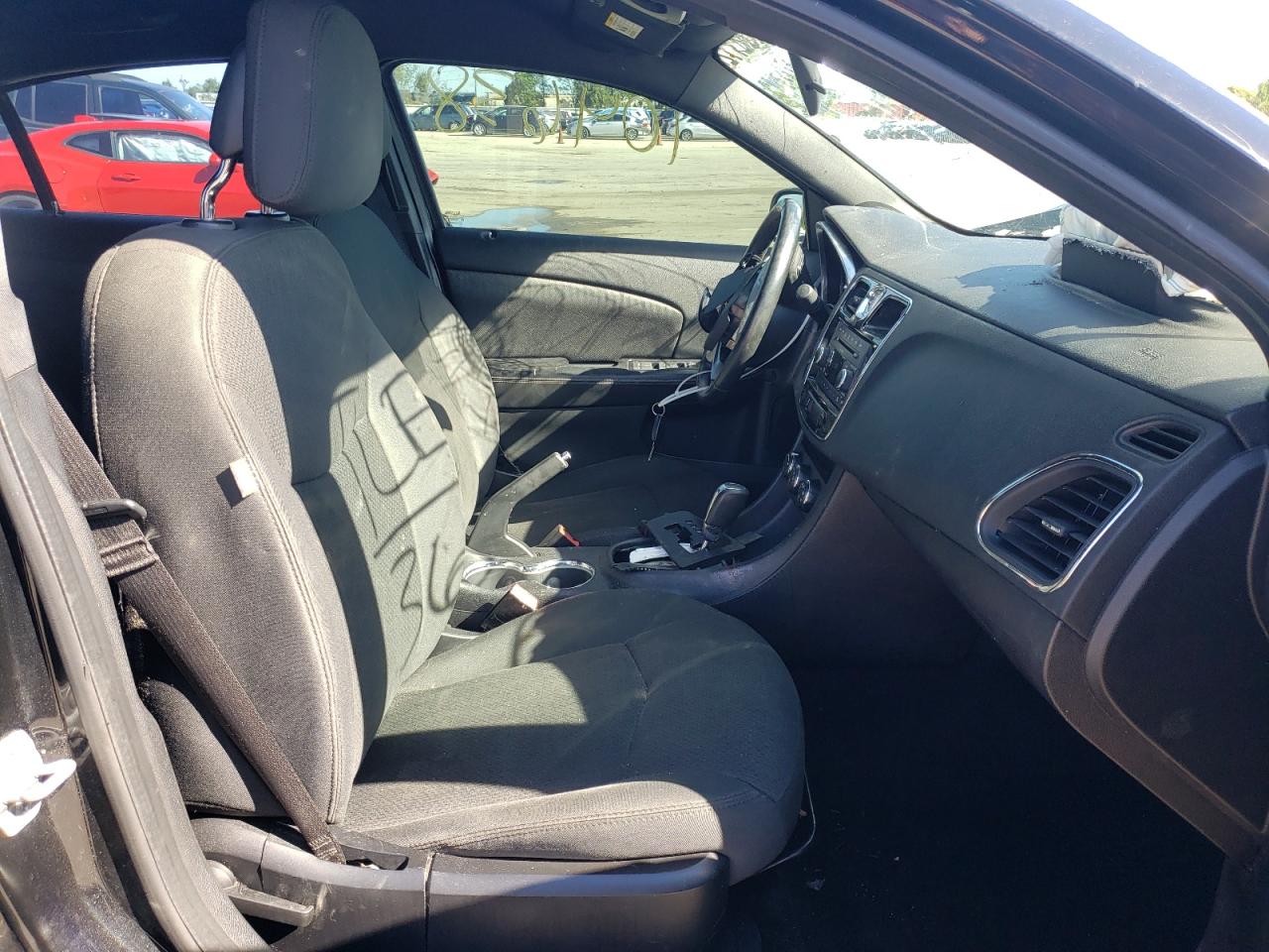 Photo 5 from auction – 2011 CHRYSLER 200 TOURIN with VIN 1C3BC1FG6BN555801