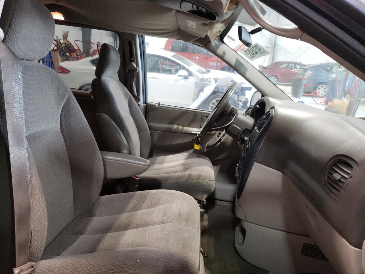 Photo 5 from auction – 2007 DODGE GRAND CARA with VIN 2D4GP44L87R110951