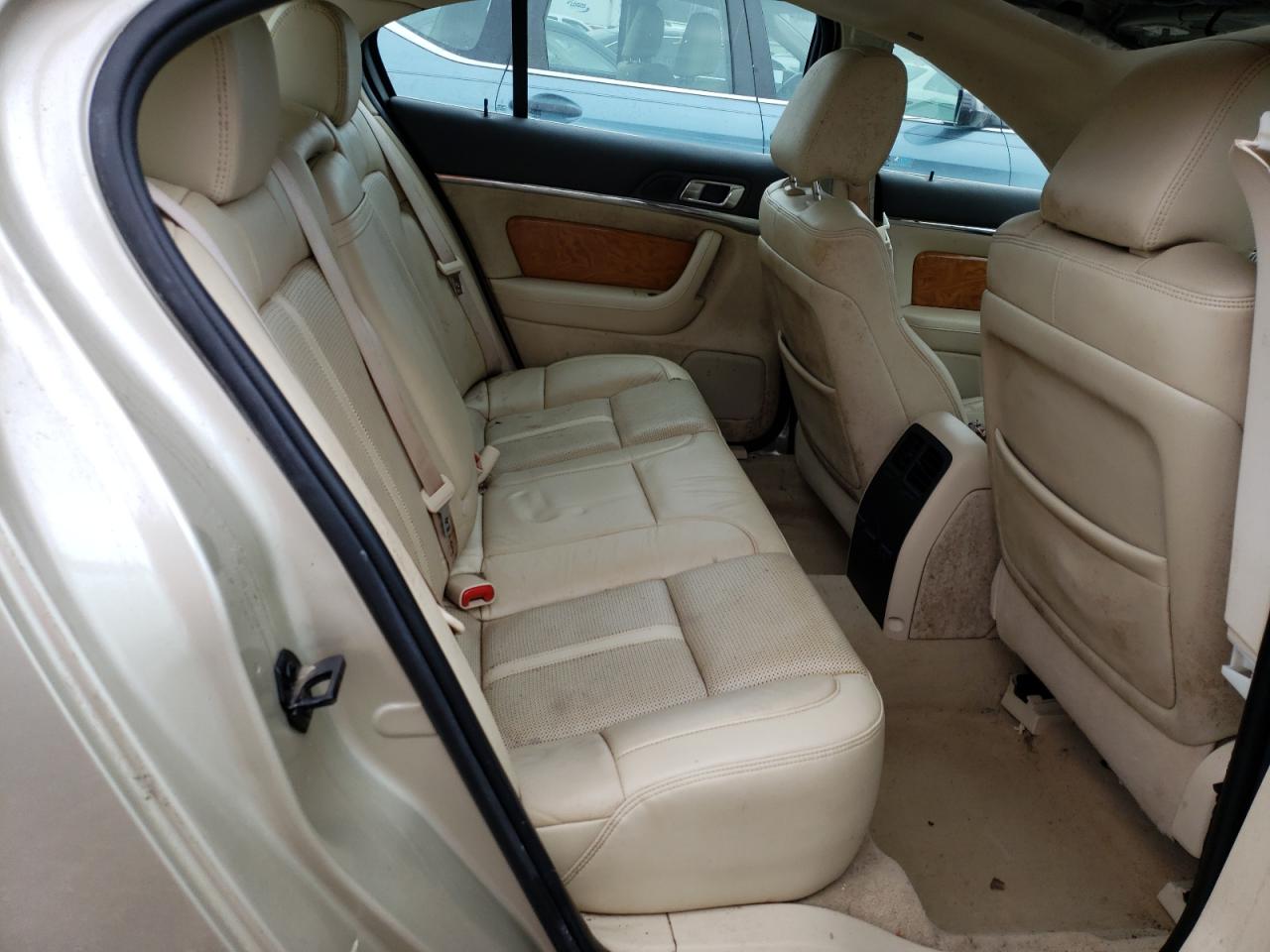 Photo 6 from auction – 2010 LINCOLN MKS with VIN 1LNHL9DR8AG604052