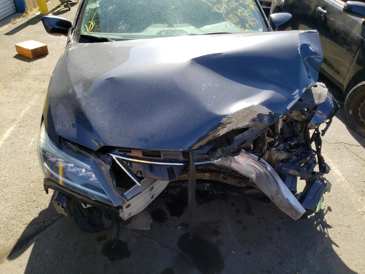 Photo 9 from auction – 2016 ACURA ILX PREMIU with VIN 19UDE2F76GA015210