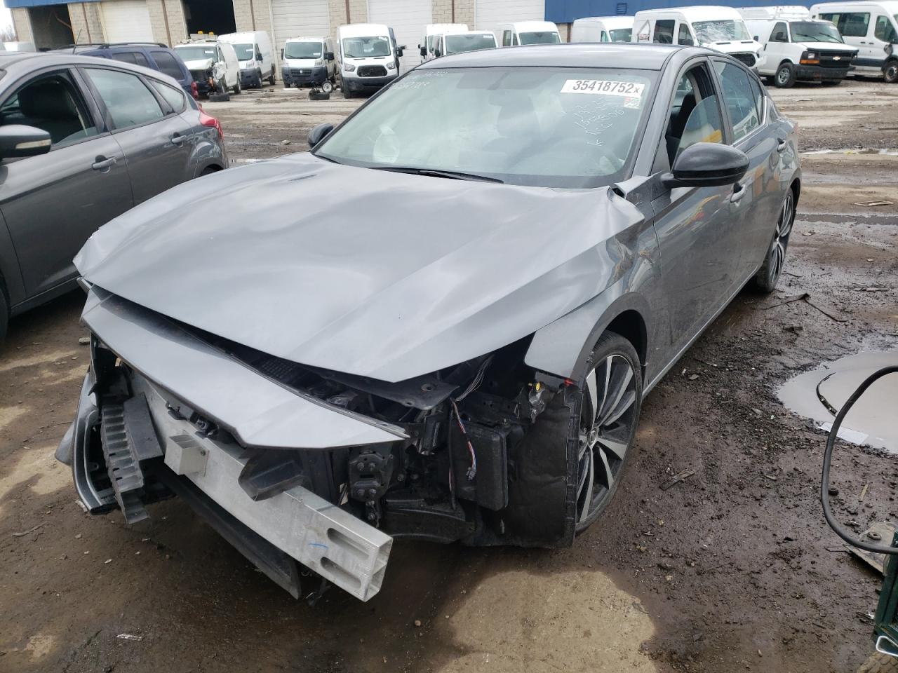 Photo 2 from auction – 2019 NISSAN ALTIMA SR with VIN 1N4BL4CV5KC165306