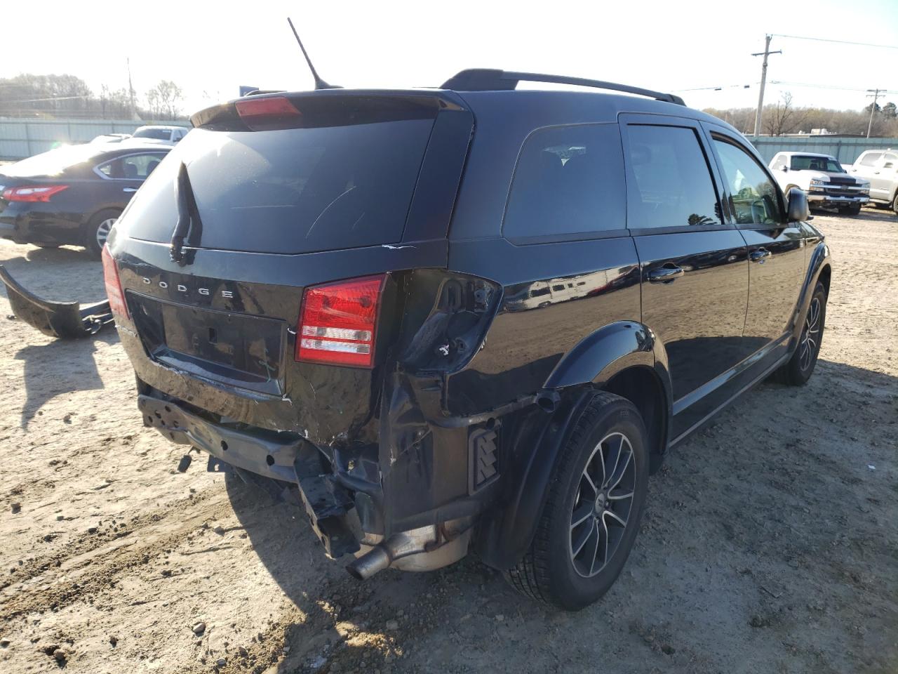 Photo 4 from auction – 2018 DODGE JOURNEY SE with VIN 3C4PDCAB4JT385815