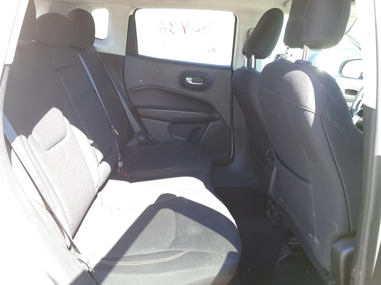 Zdjęcie 6 z aukcji – 2018 JEEP COMPASS SP z VIN 3C4NJCAB9JT148575