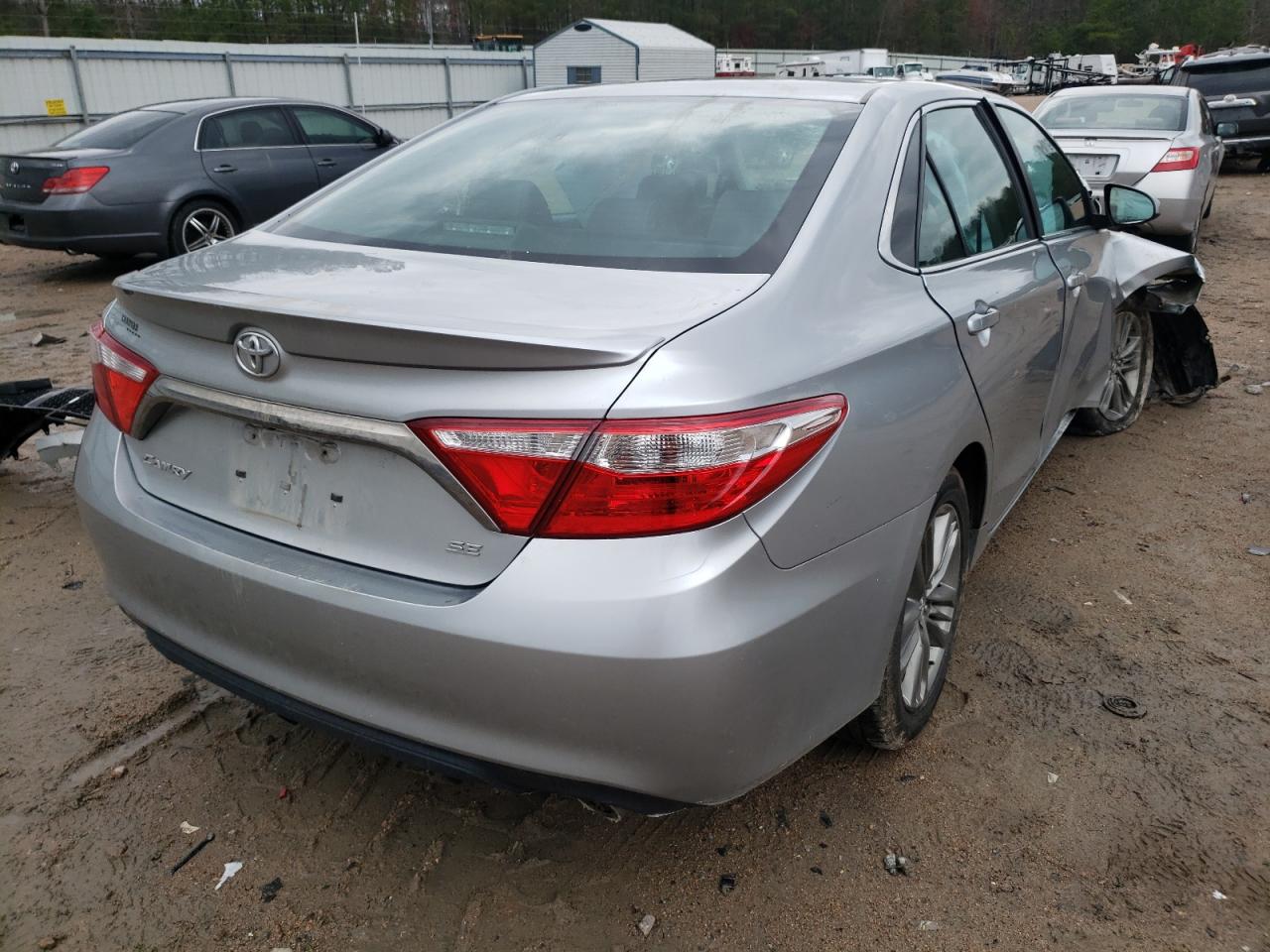 Photo 4 from auction – 2017 TOYOTA CAMRY LE with VIN 4T1BF1FK0HU377014