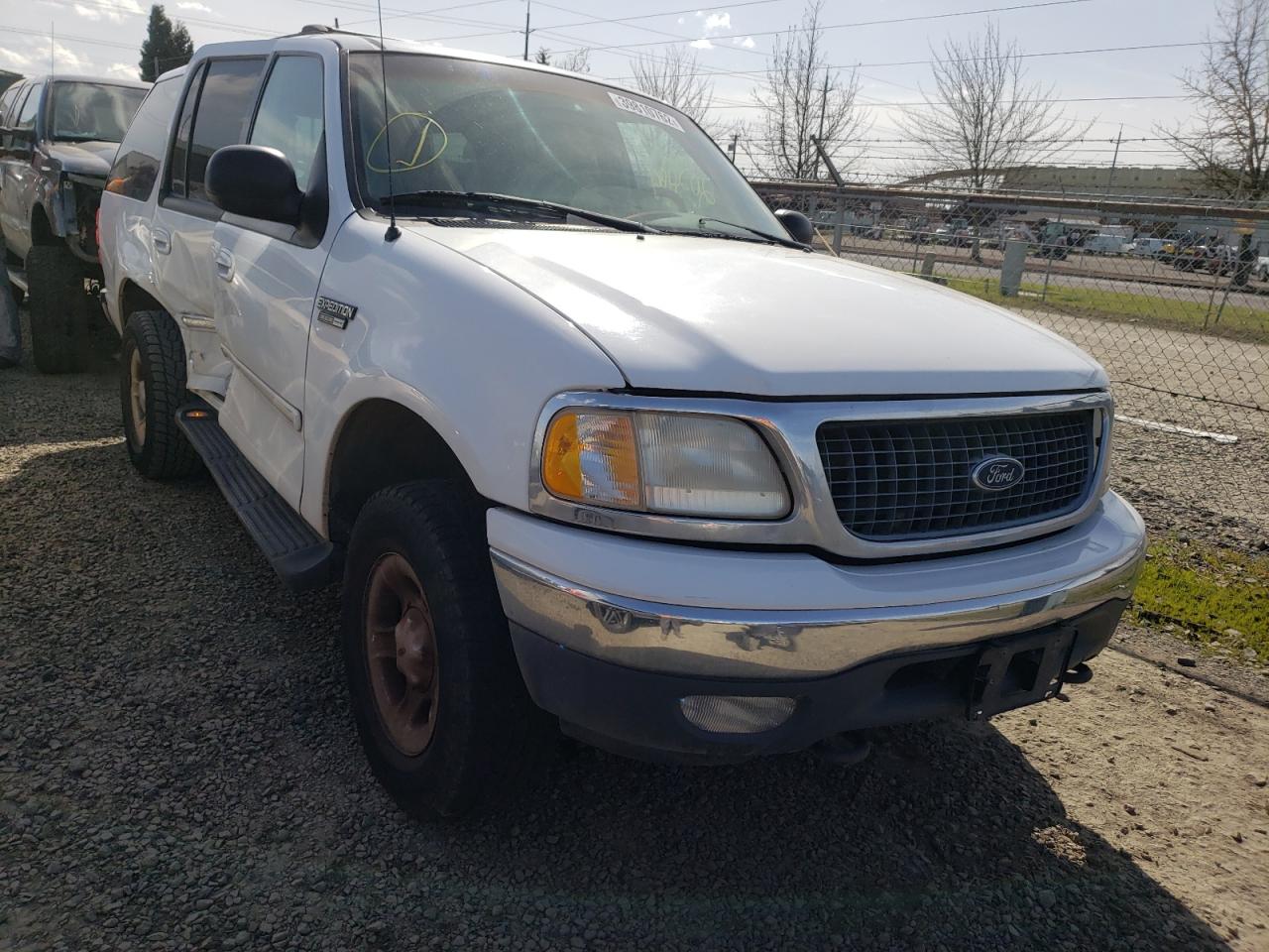 FORD EXPEDITION 1999 with VIN 1FMPU18L5XLB64257 - Photo from auction