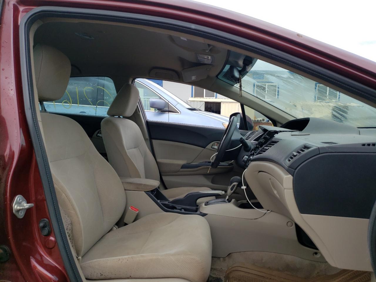 Photo 5 from auction – 2012 HONDA CIVIC LX with VIN 2HGFB2F55CH600694