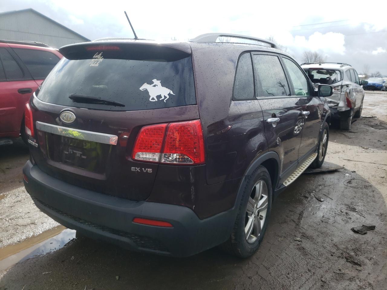 Photo 4 from auction – 2013 KIA SORENTO EX with VIN 5XYKUDA28DG374084