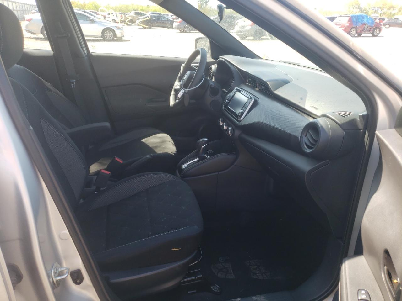 Photo 5 from auction – 2018 NISSAN KICKS with VIN 3N1CP5CUXJL503482