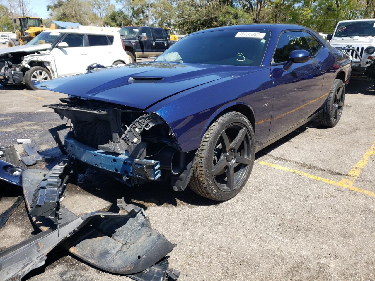 Photo 2 from auction – 2017 DODGE CHALLENGER with VIN 2C3CDZGG8HH622706