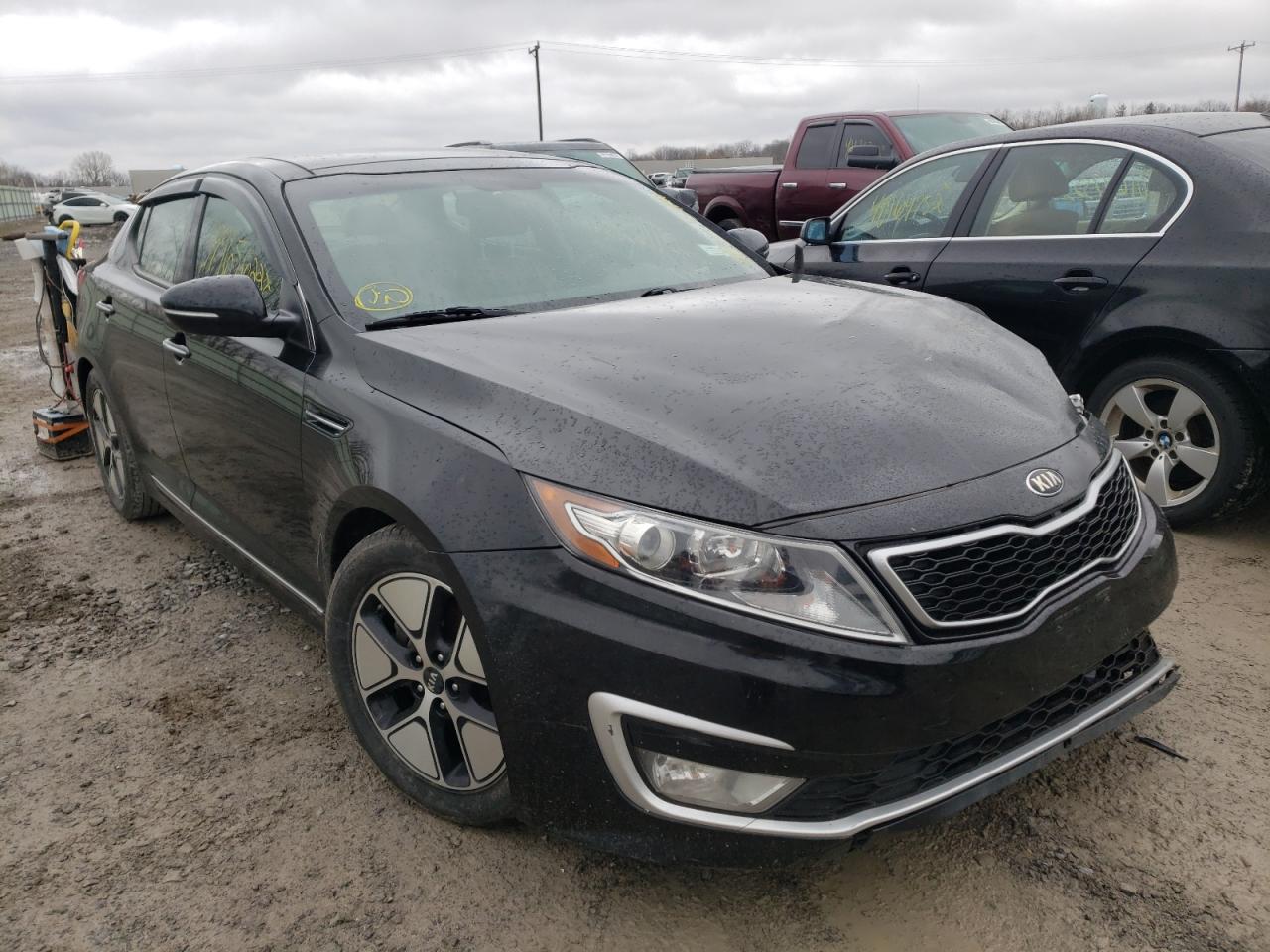 KIA OPTIMA HYB 2012 with VIN KNAGM4AD7C5032895 - Photo from auction
