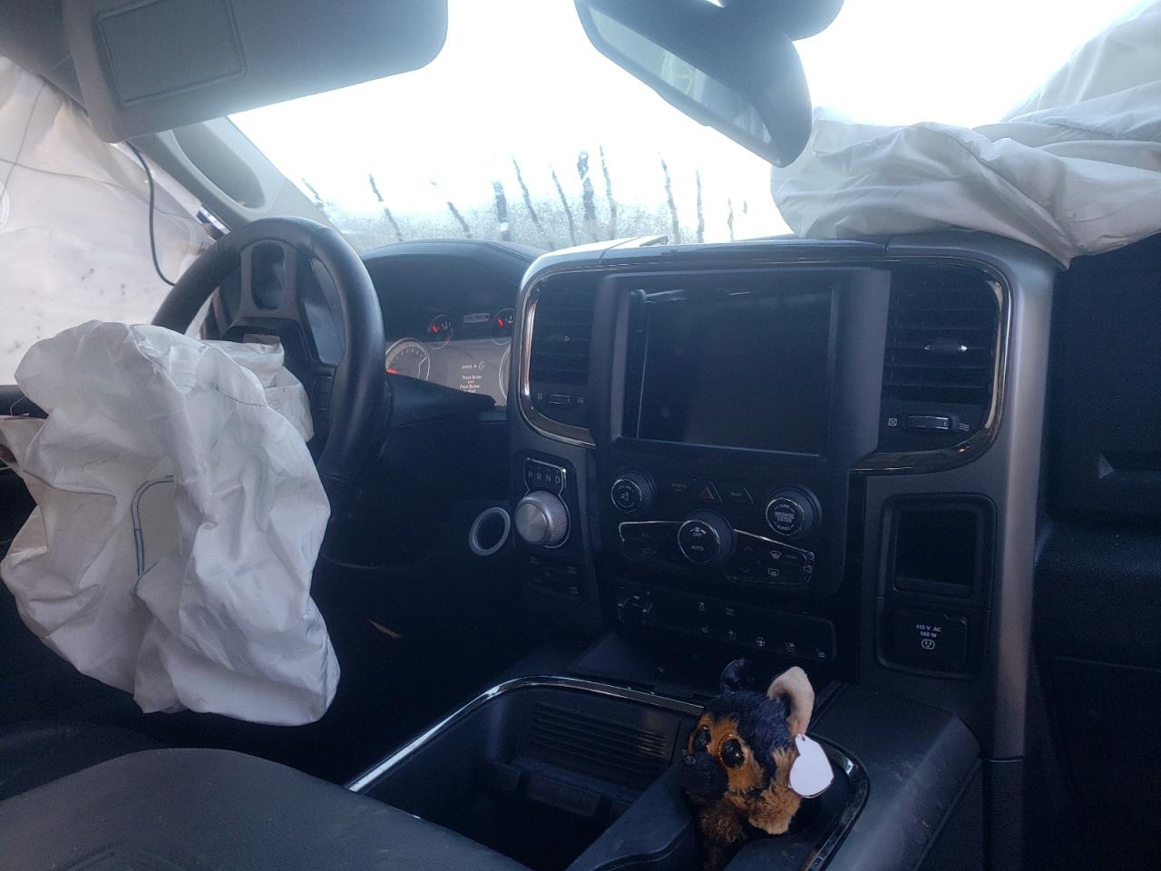 Photo 9 from auction – 2017 RAM 1500 SPORT with VIN 1C6RR7MT7HS686376