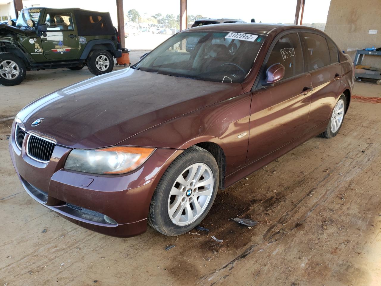 Photo 2 from auction – 2007 BMW 328 XI with VIN WBAVC93517KX52097