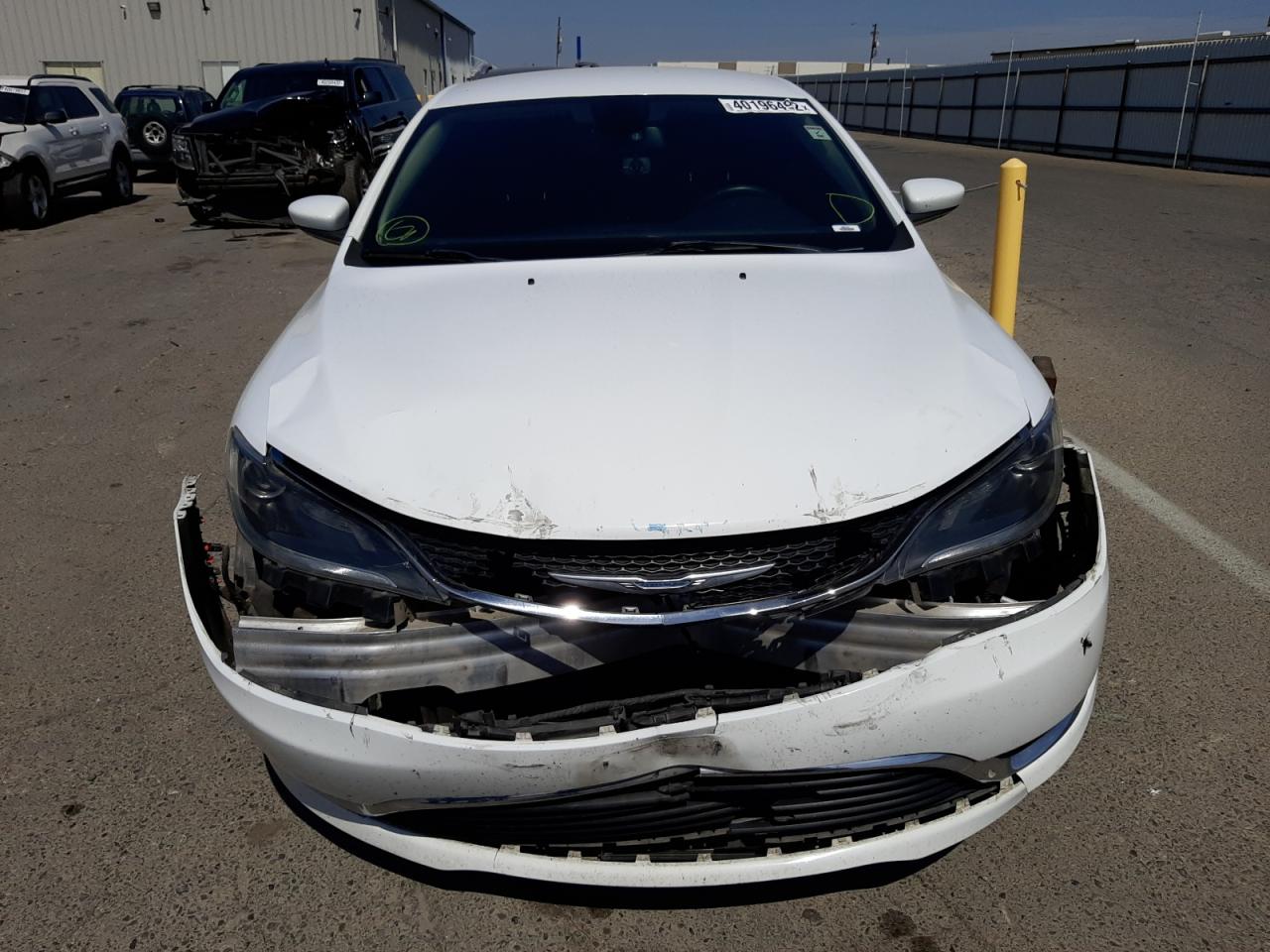 Photo 9 from auction – 2015 CHRYSLER 200 LIMITE with VIN 1C3CCCAB9FN726154