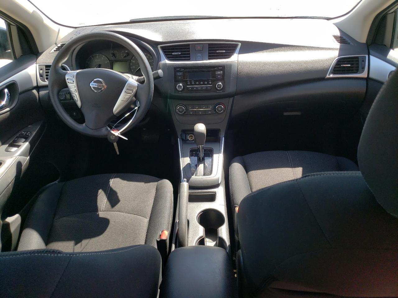 Photo 9 from auction – 2017 NISSAN SENTRA S with VIN 3N1AB7AP1HY270006